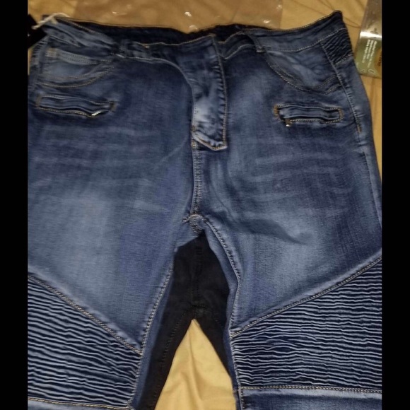 Balmain Jeans - Picture 2 of 2